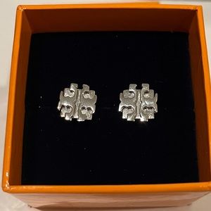 Beautiful Tory Burch silver earrings!